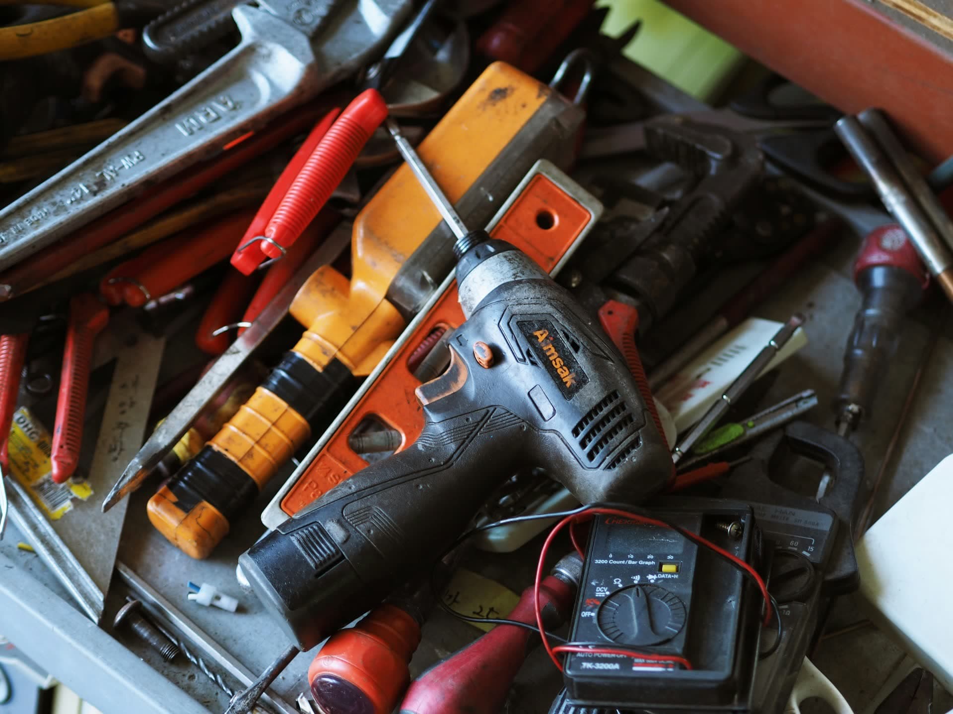 Professional repair tools and equipment